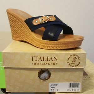 Italian Shoemakers size 7.5 M Navy wedge sandal